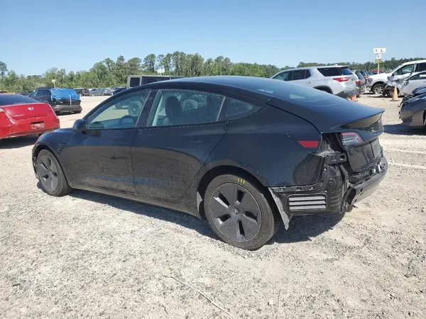 5YJ3E1EA1PF456896 2023 TESLA MODEL 3 - Image 2