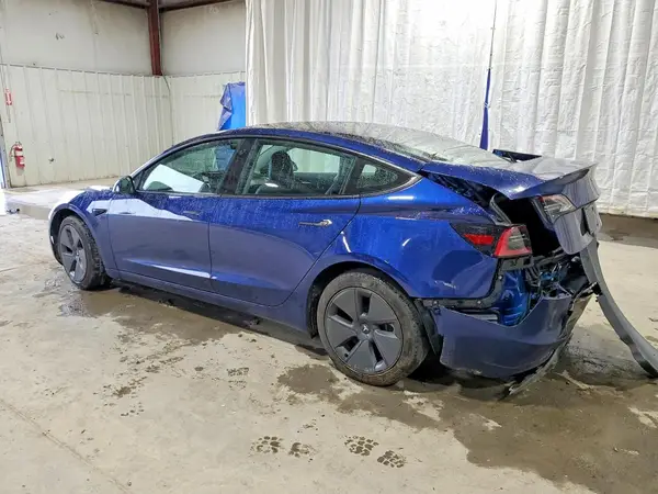 5YJ3E1EA1PF465713 2023 TESLA MODEL 3 - Image 2