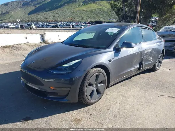 5YJ3E1EA1PF468837 2023 TESLA MODEL 3 - Image 2