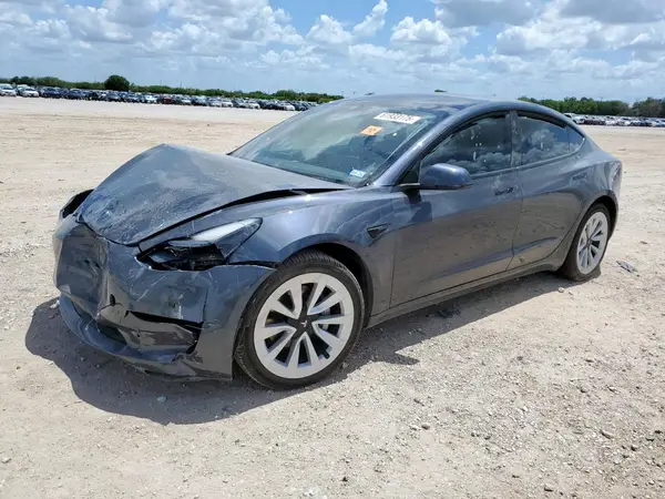 5YJ3E1EA1PF472595 2023 TESLA MODEL 3 - Image 1