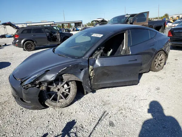 5YJ3E1EA1PF485671 2023 TESLA MODEL 3 - Image 1