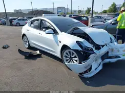 5YJ3E1EA1PF489963 2023 TESLA MODEL 3