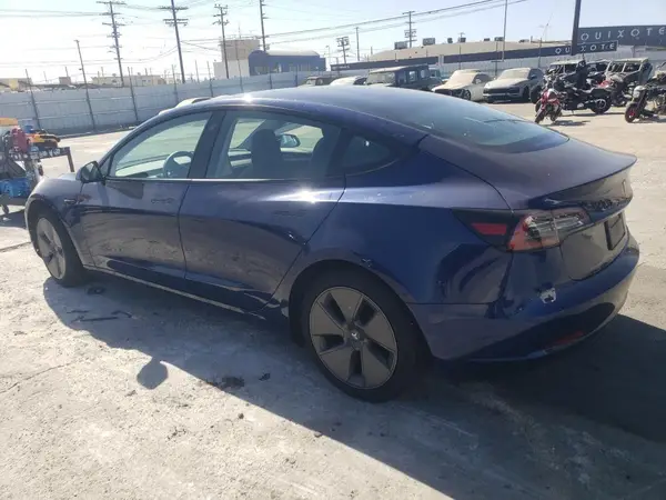5YJ3E1EA1PF492247 2023 TESLA MODEL 3 - Image 2