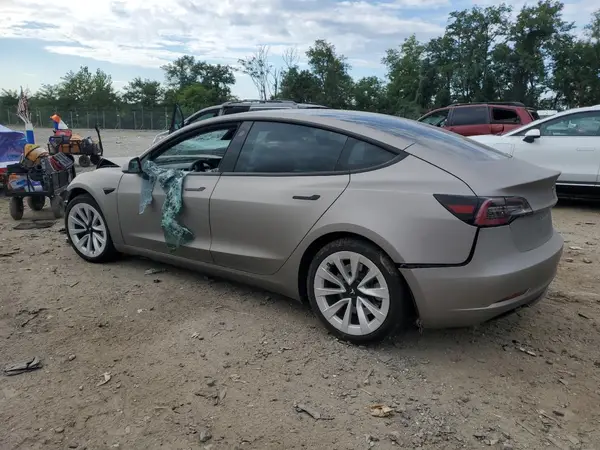 5YJ3E1EA1PF492569 2023 TESLA MODEL 3 - Image 2