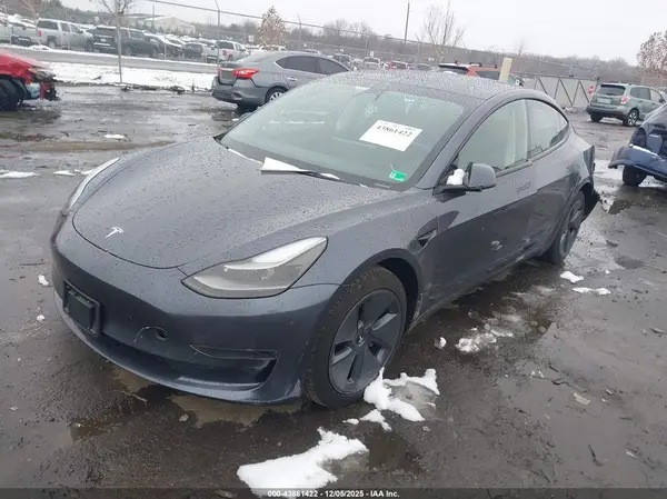5YJ3E1EA1PF493088 2023 TESLA MODEL 3 - Image 2