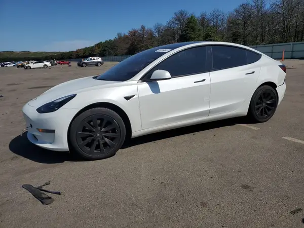 5YJ3E1EA1PF493477 2023 TESLA MODEL 3 - Image 1