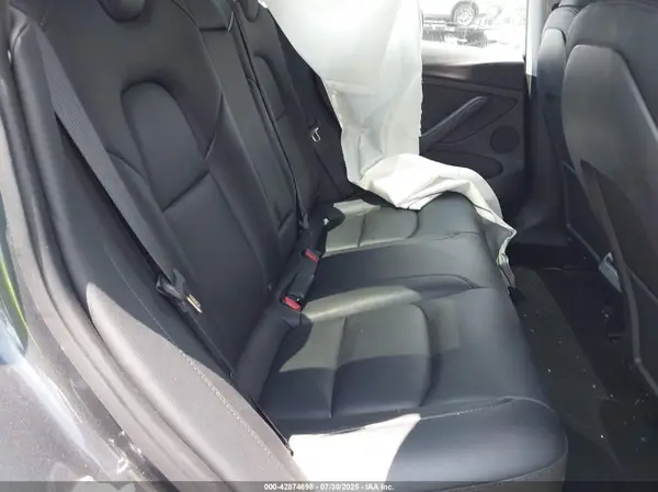 5YJ3E1EA1PF495715 2023 TESLA MODEL 3 - Image 8
