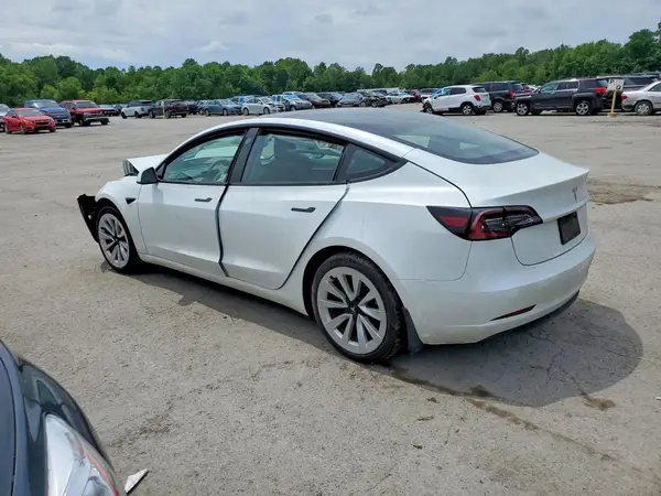 5YJ3E1EA1PF496010 2023 TESLA MODEL 3 - Image 2