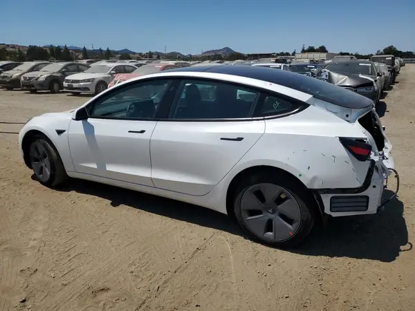 5YJ3E1EA1PF496850 2023 TESLA MODEL 3 - Image 2