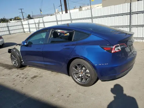 5YJ3E1EA1PF504459 2023 TESLA MODEL 3 - Image 2