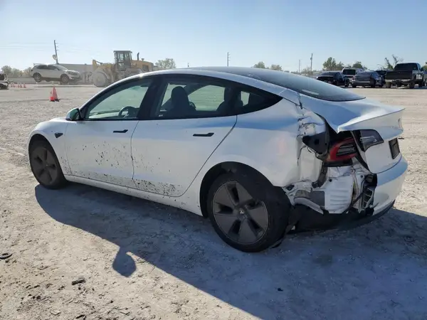 5YJ3E1EA1PF506972 2023 TESLA MODEL 3 - Image 2