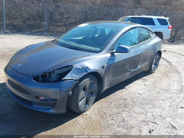 5YJ3E1EA1PF509709 2023 TESLA MODEL 3 - Image 2