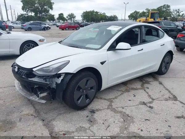 5YJ3E1EA1PF511007 2023 TESLA MODEL 3 - Image 2
