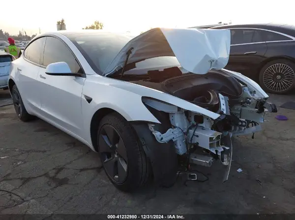 5YJ3E1EA1PF514490 2023 TESLA MODEL 3 - Image 1