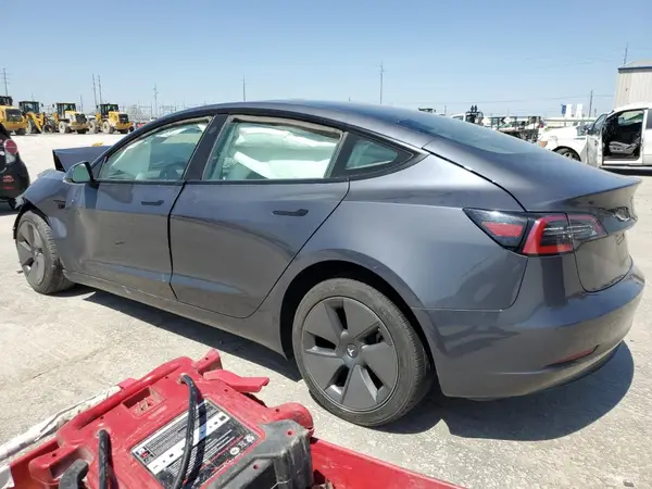 5YJ3E1EA1PF516787 2023 TESLA MODEL 3 - Image 2