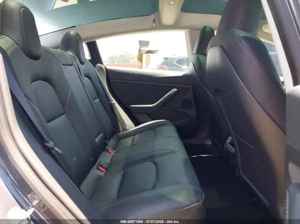 5YJ3E1EA1PF545402 2023 TESLA MODEL 3 - Image 8