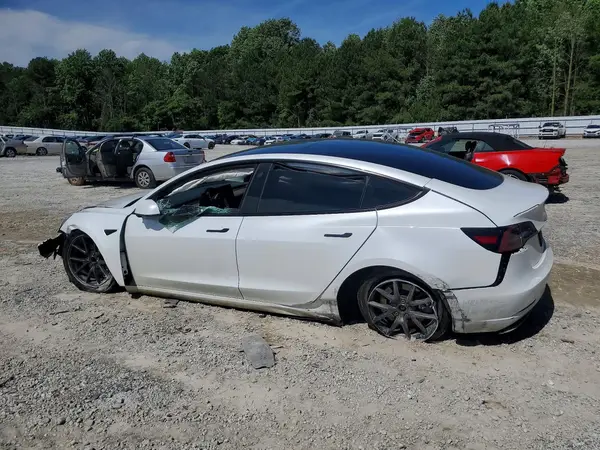 5YJ3E1EA1PF547005 2023 TESLA MODEL 3 - Image 2