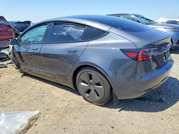 5YJ3E1EA1PF550065 2023 TESLA MODEL 3 - Image 2