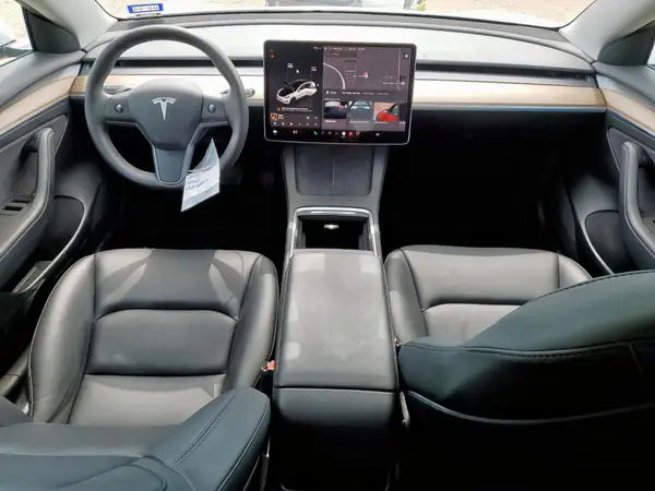 5YJ3E1EA1PF550454 2023 TESLA MODEL 3 - Image 8