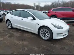 5YJ3E1EA1PF553189 2023 TESLA MODEL 3