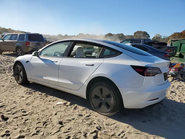 5YJ3E1EA1PF554987 2023 TESLA MODEL 3 - Image 2