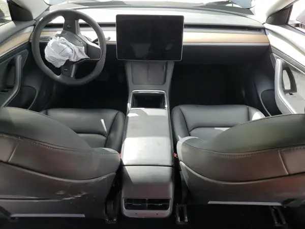 5YJ3E1EA1PF555945 2023 TESLA MODEL 3 - Image 8