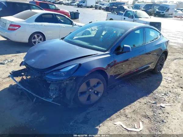 5YJ3E1EA1PF557257 2023 TESLA MODEL 3 - Image 2