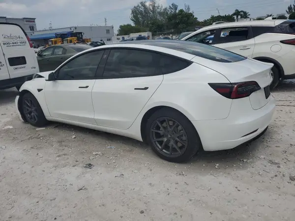 5YJ3E1EA1PF566931 2023 TESLA MODEL 3 - Image 2