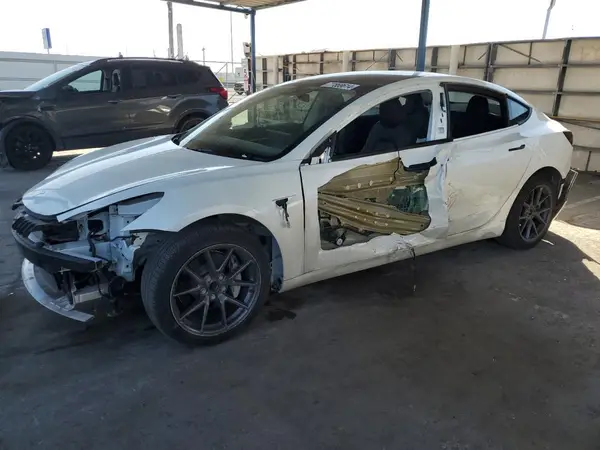 5YJ3E1EA1PF572437 2023 TESLA MODEL 3 - Image 1