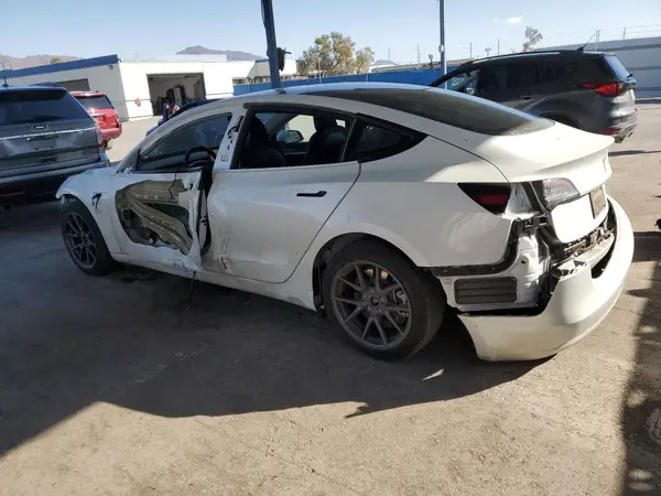 5YJ3E1EA1PF572437 2023 TESLA MODEL 3 - Image 2