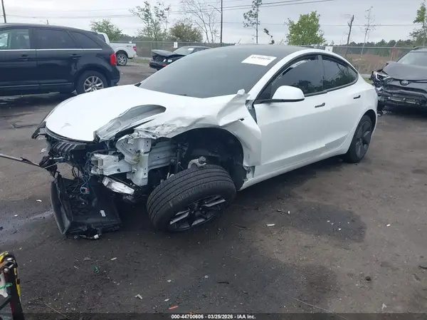 5YJ3E1EA1PF573023 2023 TESLA MODEL 3 - Image 2