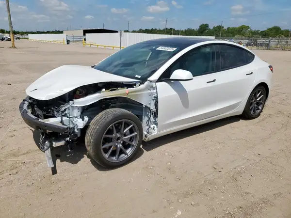 5YJ3E1EA1PF573605 2023 TESLA MODEL 3 - Image 1