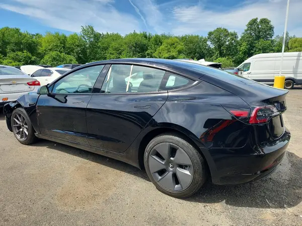 5YJ3E1EA1PF578710 2023 TESLA MODEL 3 - Image 2