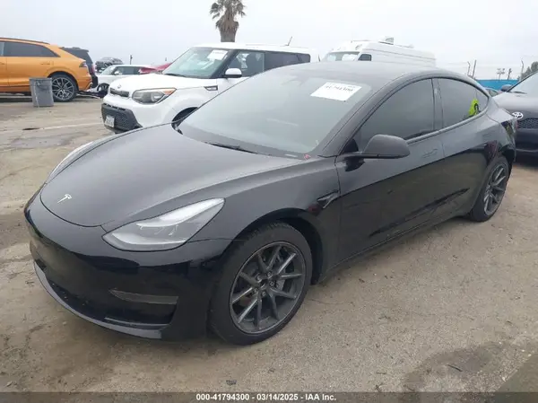 5YJ3E1EA1PF578920 2023 TESLA MODEL 3 - Image 2