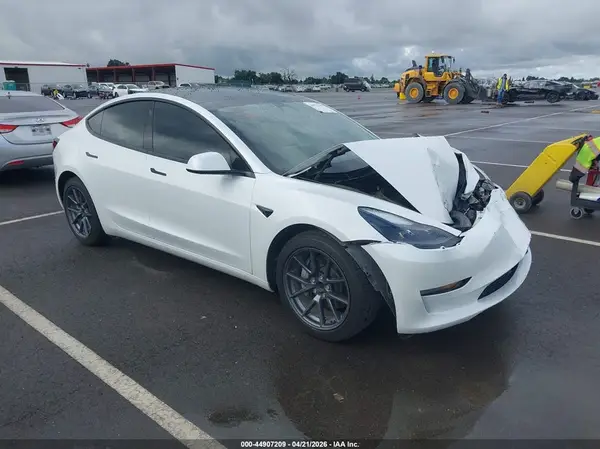 5YJ3E1EA1PF580294 2023 TESLA MODEL 3 - Image 1