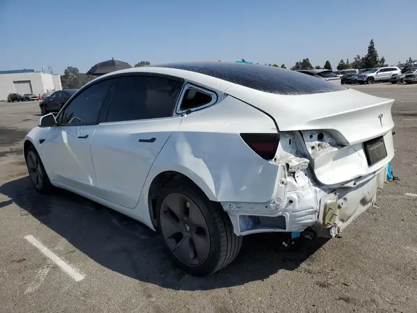 5YJ3E1EA1PF581798 2023 TESLA MODEL 3 - Image 2