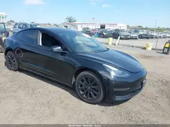 5YJ3E1EA1PF581865 2023 TESLA MODEL 3