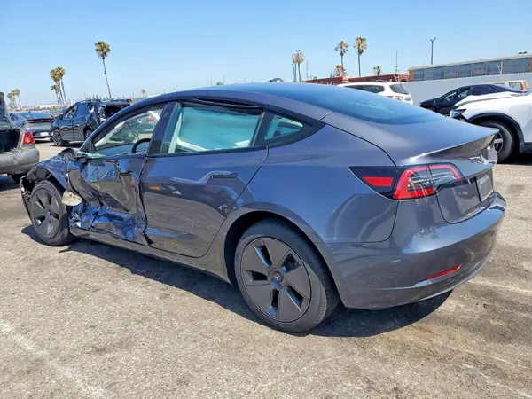 5YJ3E1EA1PF589917 2023 TESLA MODEL 3 - Image 2