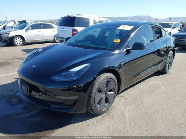 5YJ3E1EA1PF592526 2023 TESLA MODEL 3 - Image 2
