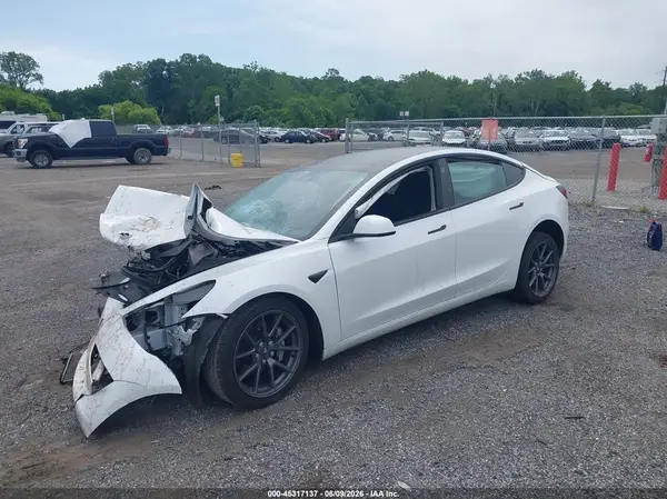 5YJ3E1EA1PF593840 2023 TESLA MODEL 3 - Image 2