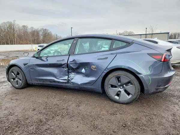 5YJ3E1EA1PF599881 2023 TESLA MODEL 3 - Image 2
