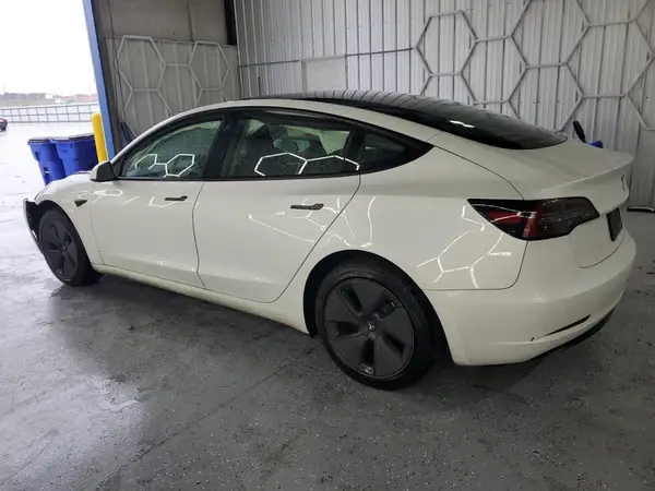 5YJ3E1EA1PF601449 2023 TESLA MODEL 3 - Image 2