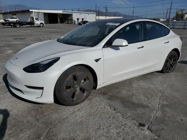 5YJ3E1EA1PF601693 2023 TESLA MODEL 3 - Image 1