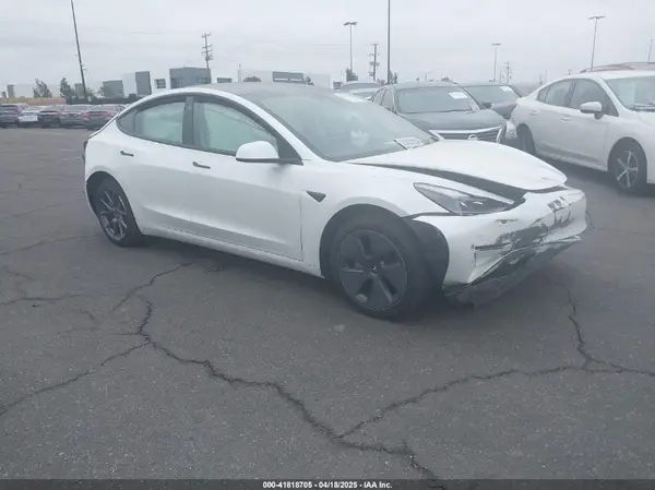 5YJ3E1EA1PF604139 2023 TESLA MODEL 3 - Image 1