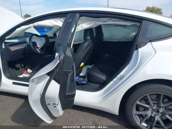5YJ3E1EA1PF604139 2023 TESLA MODEL 3 - Image 8