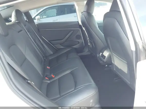 5YJ3E1EA1PF606005 2023 TESLA MODEL 3 - Image 8