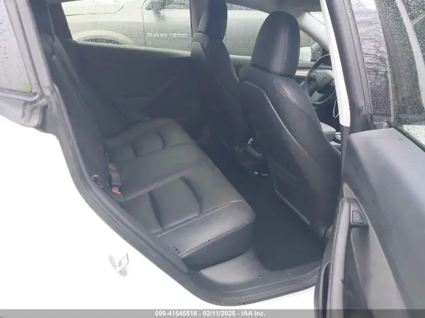 5YJ3E1EA1PF607395 2023 TESLA MODEL 3 - Image 8