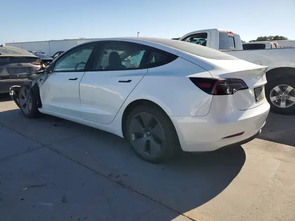 5YJ3E1EA1PF611771 2023 TESLA MODEL 3 - Image 2