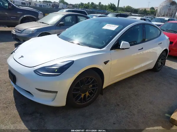 5YJ3E1EA1PF612595 2023 TESLA MODEL 3 - Image 2