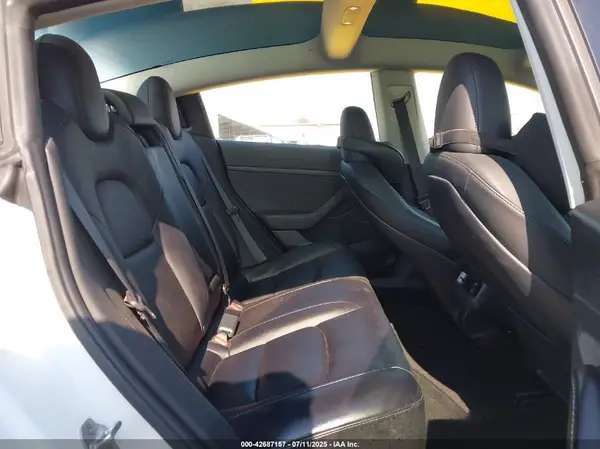 5YJ3E1EA1PF612595 2023 TESLA MODEL 3 - Image 8